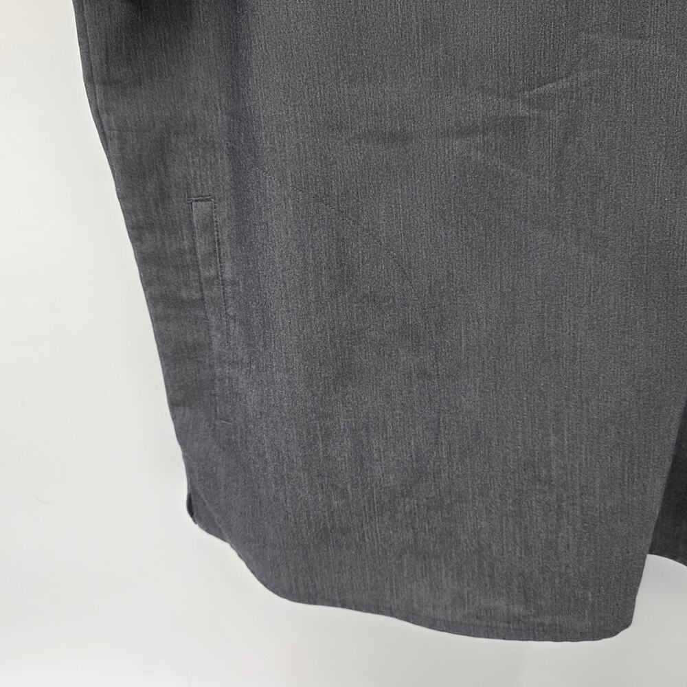 FIGS Casma Three-Pocket Scrub Top Gray Technical Collection Women's M‎ - Picture 2 of 15